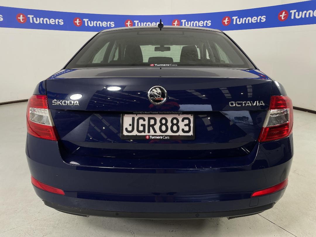 Photo '6' of Skoda Octavia