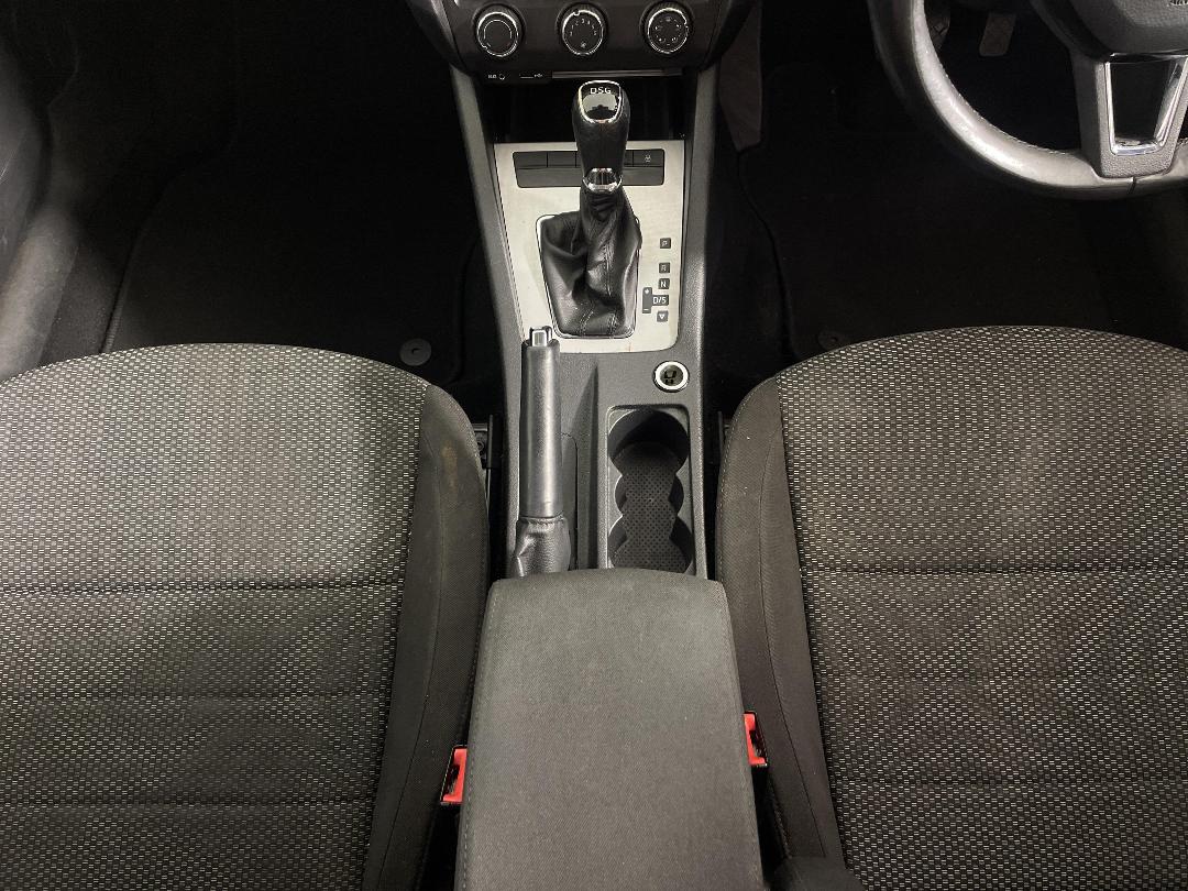 Photo '18' of Skoda Octavia