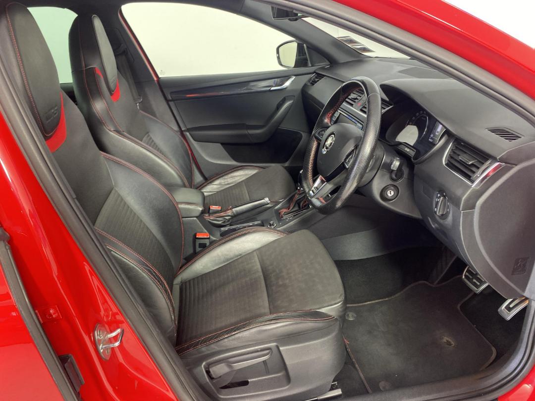 Photo '16' of Skoda Octavia Photo '16' of Skoda Octavia