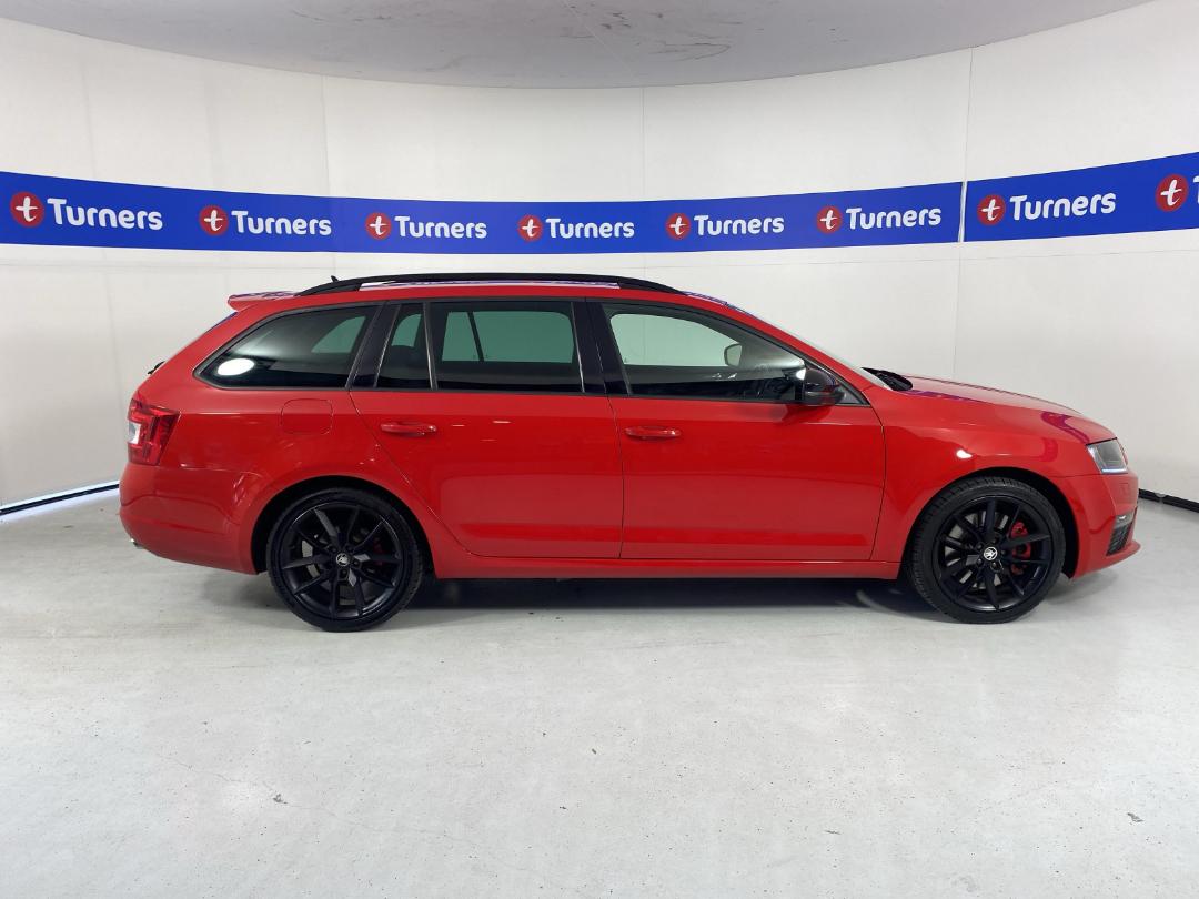 Photo '24' of Skoda Octavia Photo '24' of Skoda Octavia