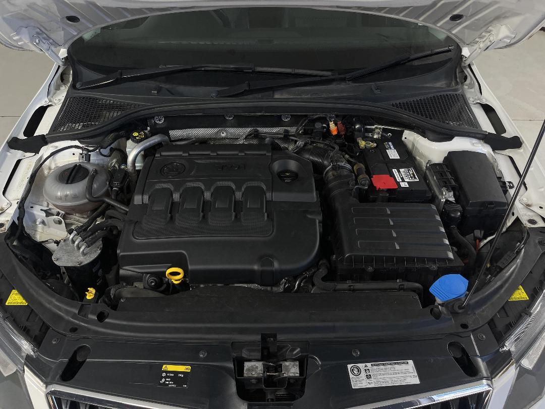 Photo '11' of Skoda Octavia TDI 110KW Style Wago Photo '11' of Skoda Octavia TDI 110KW Style Wago