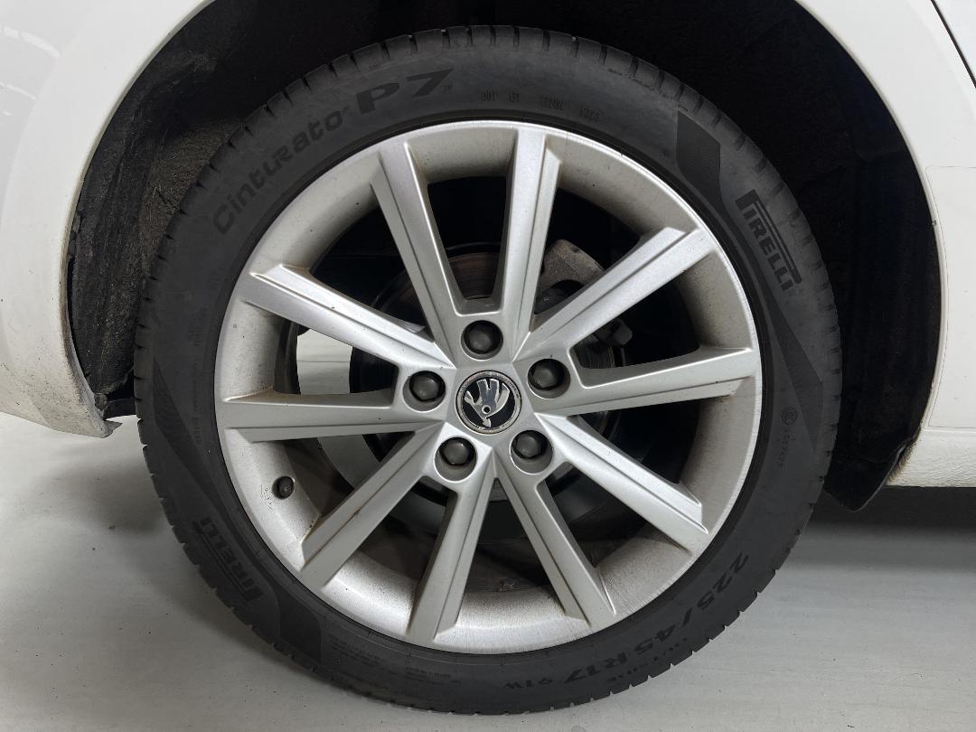 Photo '10' of Skoda Octavia TDI 110KW Style Wago Photo '10' of Skoda Octavia TDI 110KW Style Wago