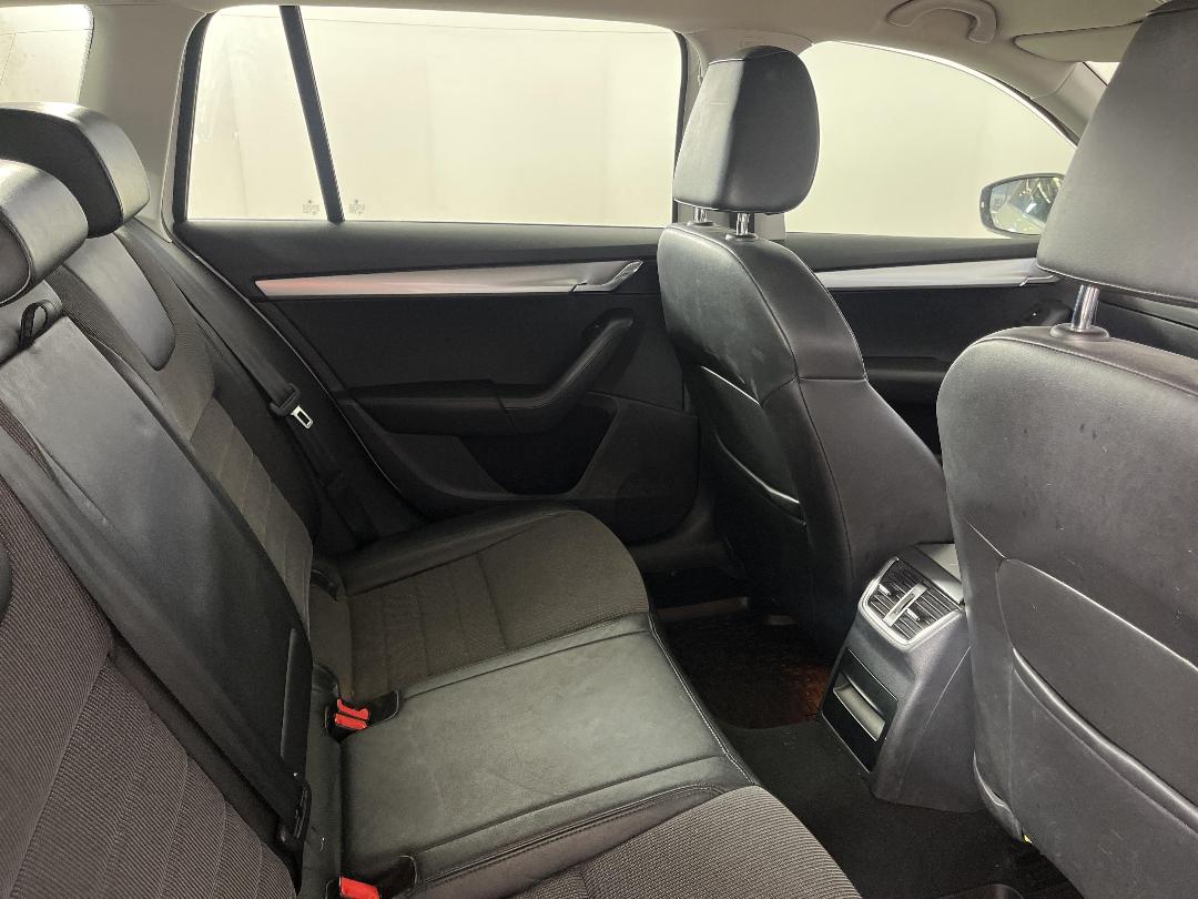Photo '18' of Skoda Octavia TDI 110KW Style Wago Photo '18' of Skoda Octavia TDI 110KW Style Wago