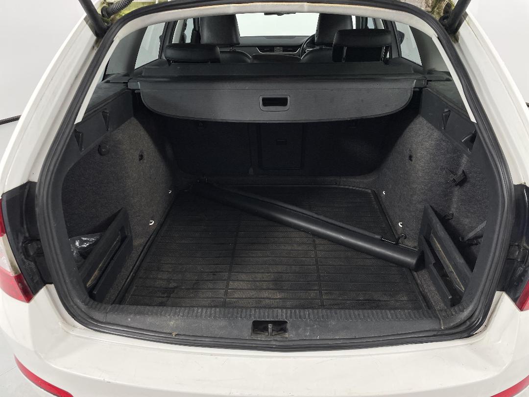 Photo '14' of Skoda Octavia Photo '14' of Skoda Octavia