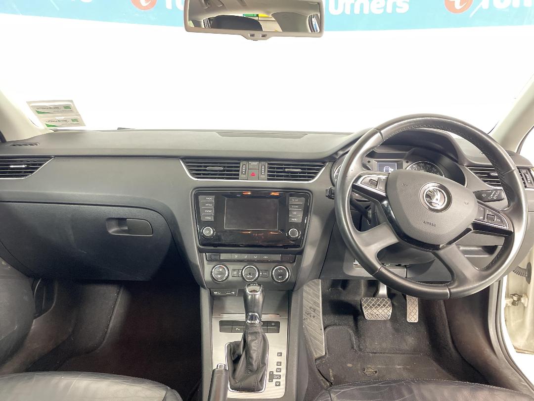 Photo '17' of Skoda Octavia Photo '17' of Skoda Octavia