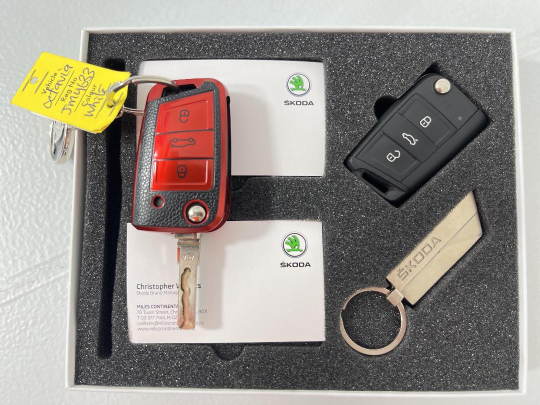 Photo '22' of Skoda Octavia