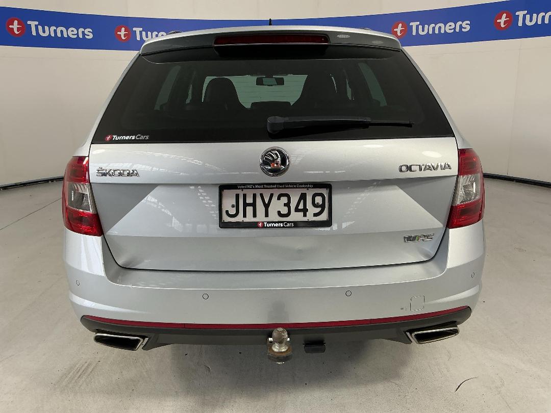 Photo '6' of Skoda Octavia