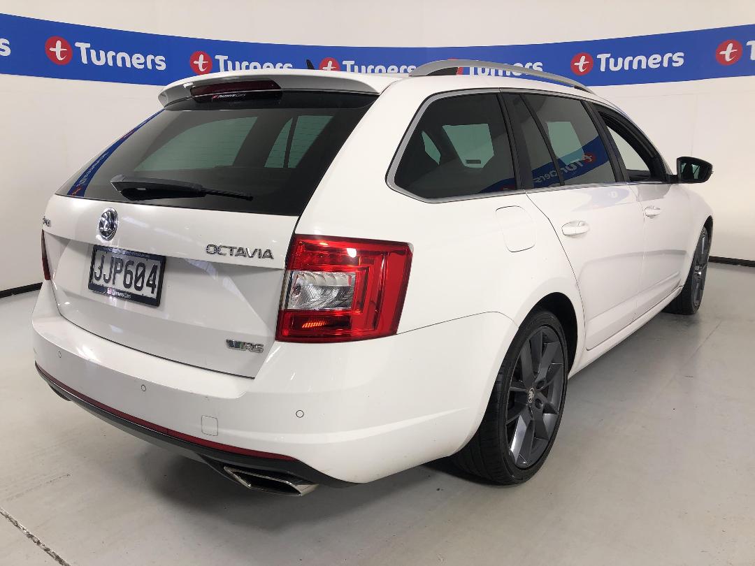 Photo '7' of Skoda Octavia