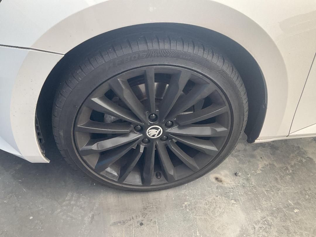 Photo '3' of Skoda Superb TSI 118KW 7DSG SED