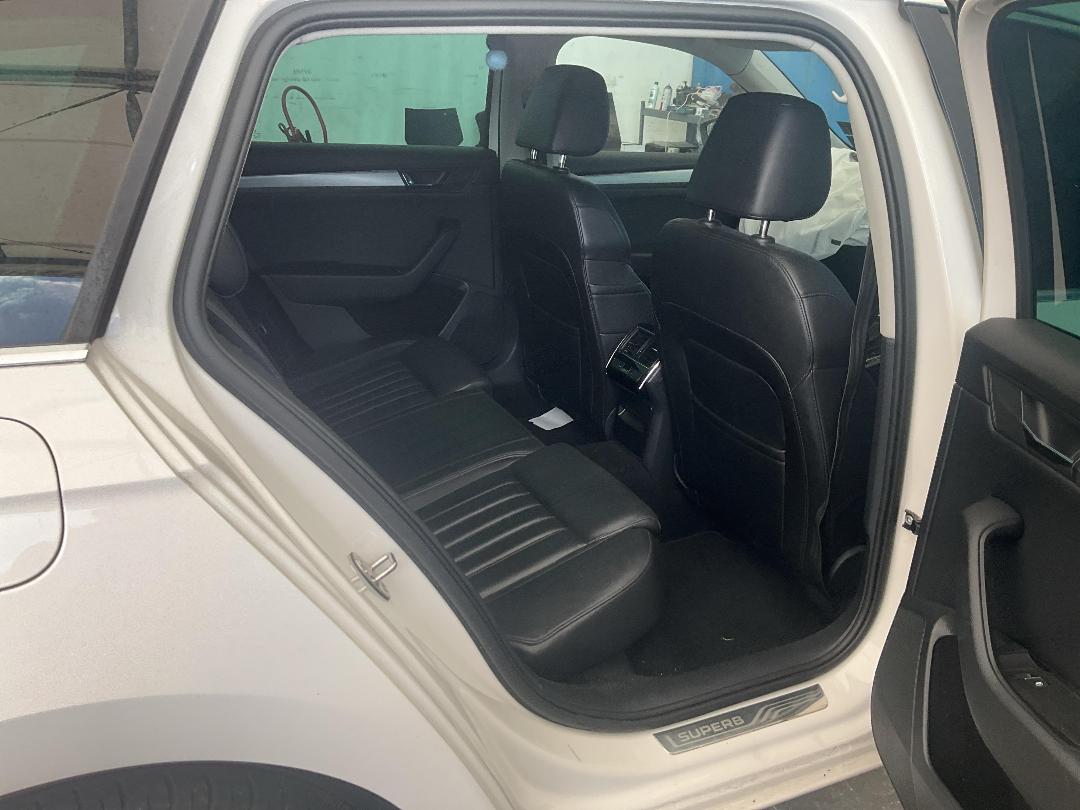 Photo '9' of Skoda Superb TSI 118KW 7DSG SED