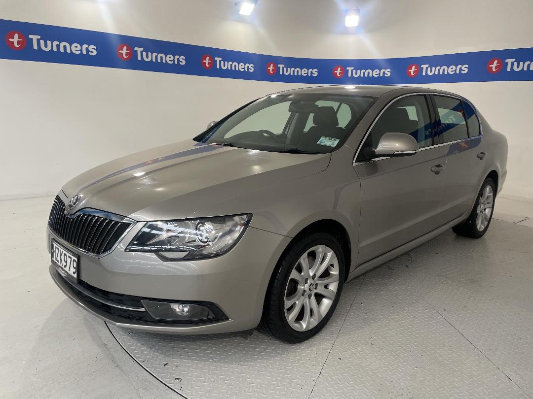 Photo '4' of Skoda Superb