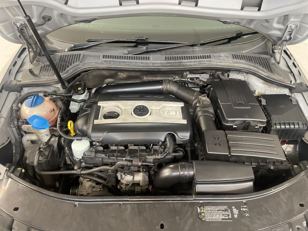 Photo '13' of Skoda Superb