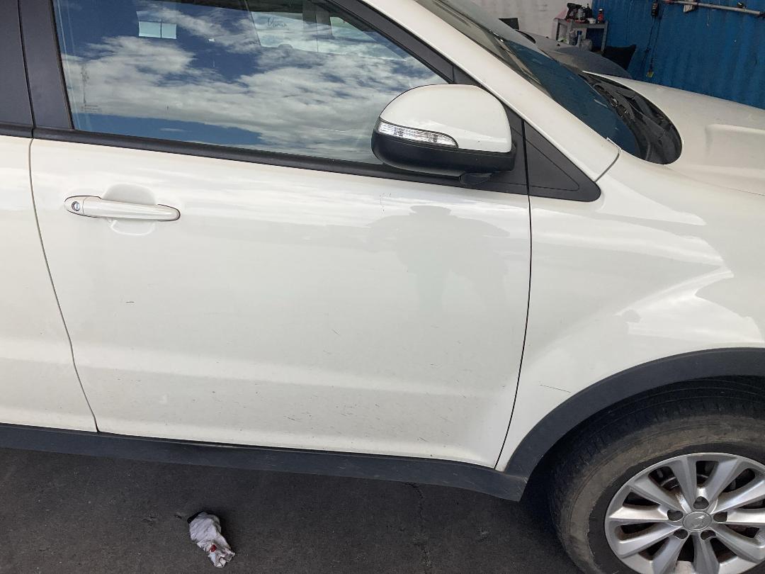 Photo '3' of Ssangyong Korando Sports Petrol MAN 2W Photo '3' of Ssangyong Korando Sports Petrol MAN 2W