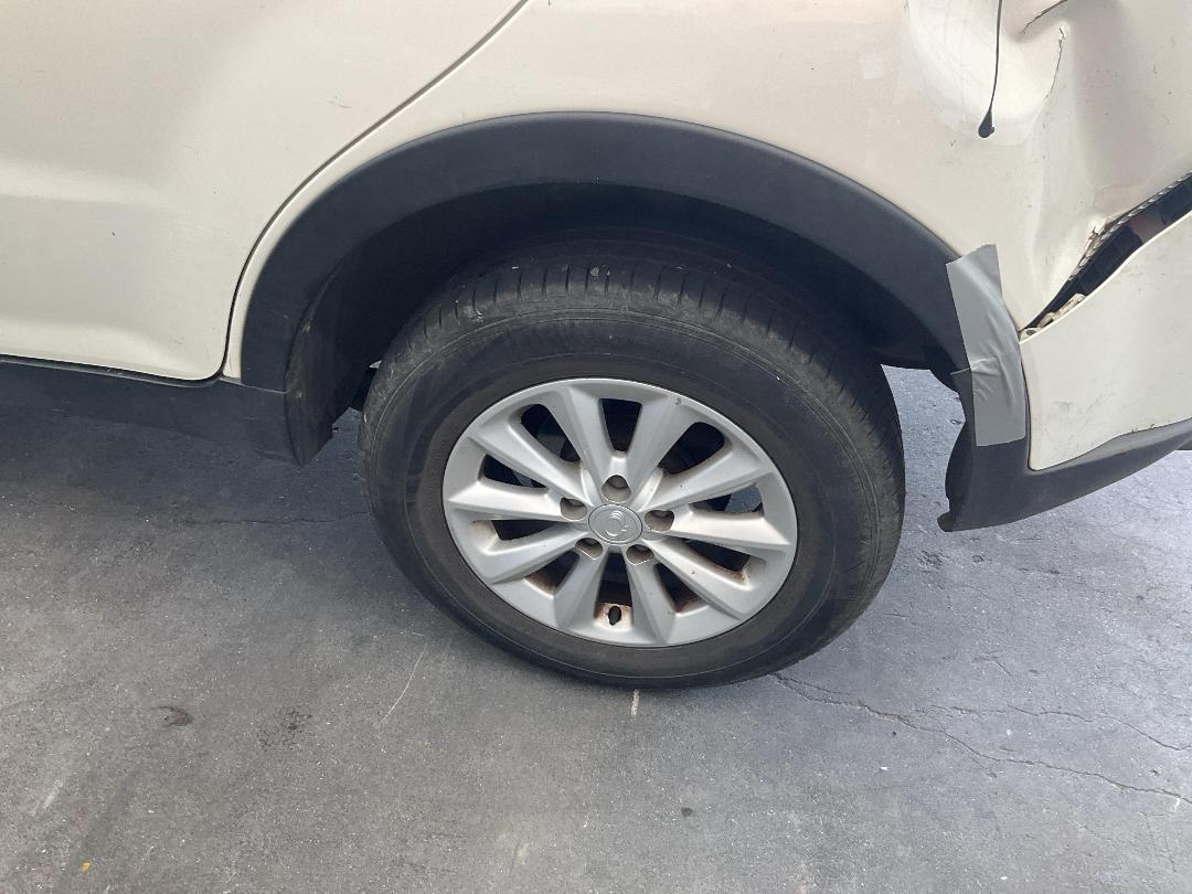 Photo '12' of Ssangyong Korando Sports Petrol MAN 2W Photo '12' of Ssangyong Korando Sports Petrol MAN 2W