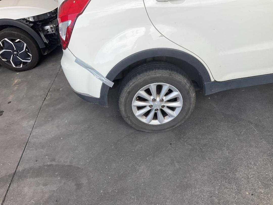 Photo '16' of Ssangyong Korando Sports Petrol MAN 2W Photo '16' of Ssangyong Korando Sports Petrol MAN 2W