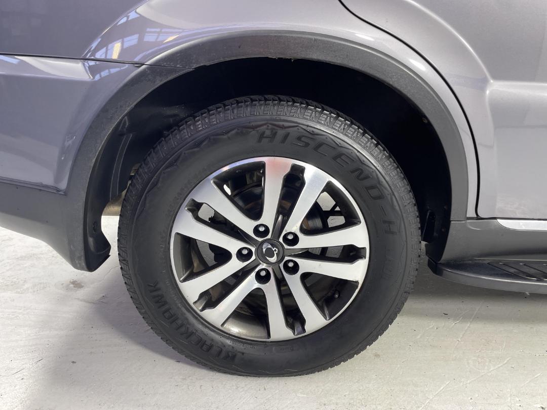 Photo '10' of Ssangyong Rexton Sports 360 Photo '10' of Ssangyong Rexton Sports 360