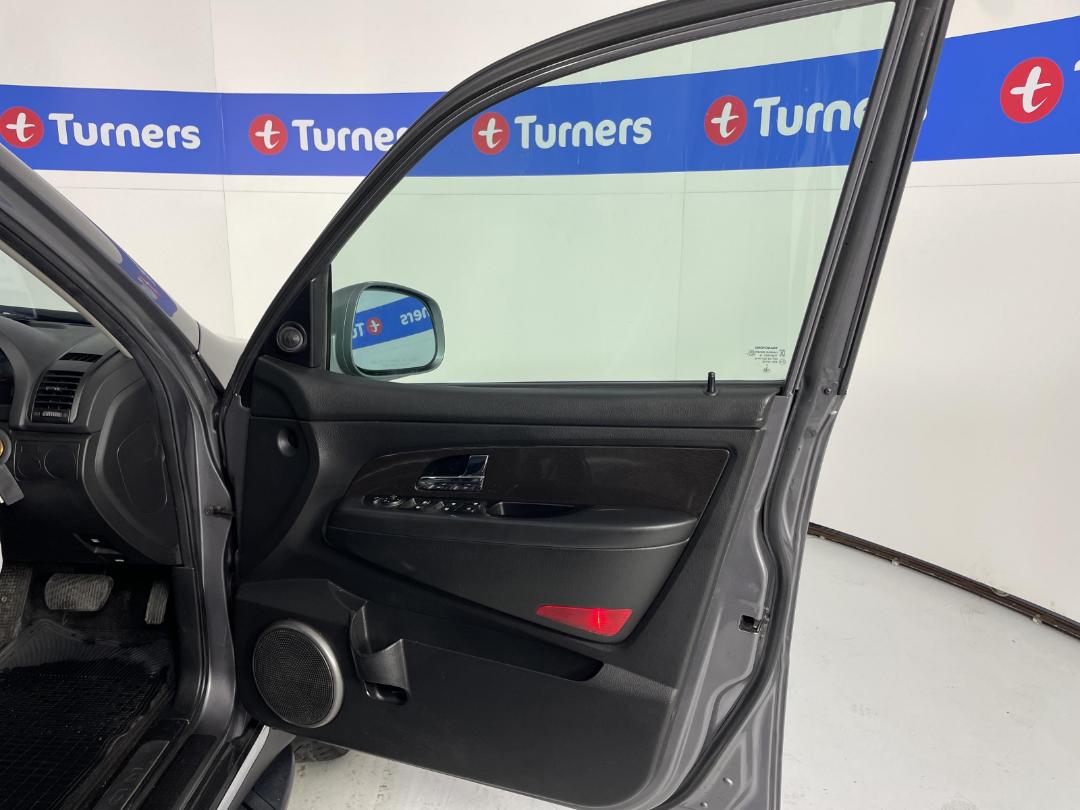 Photo '13' of Ssangyong Rexton Sports 360 Photo '13' of Ssangyong Rexton Sports 360