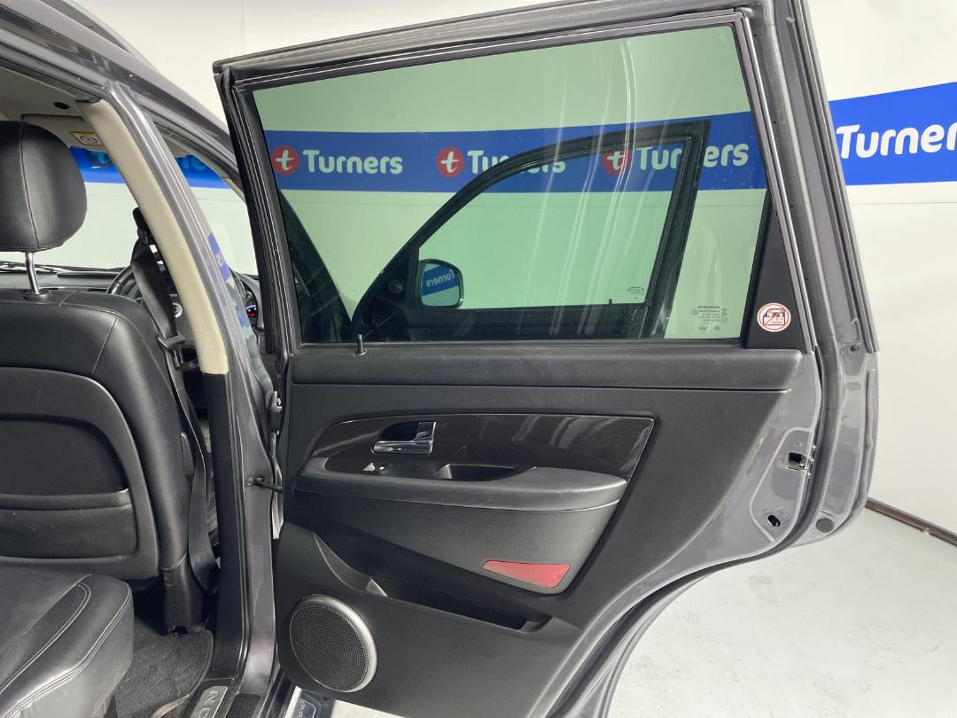 Photo '17' of Ssangyong Rexton Sports 360 Photo '17' of Ssangyong Rexton Sports 360