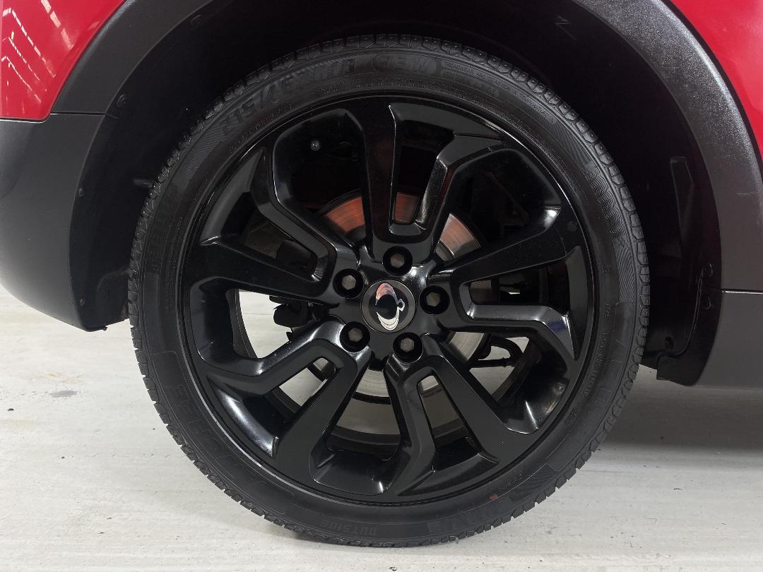 Photo '12' of Ssangyong Tivoli Photo '12' of Ssangyong Tivoli