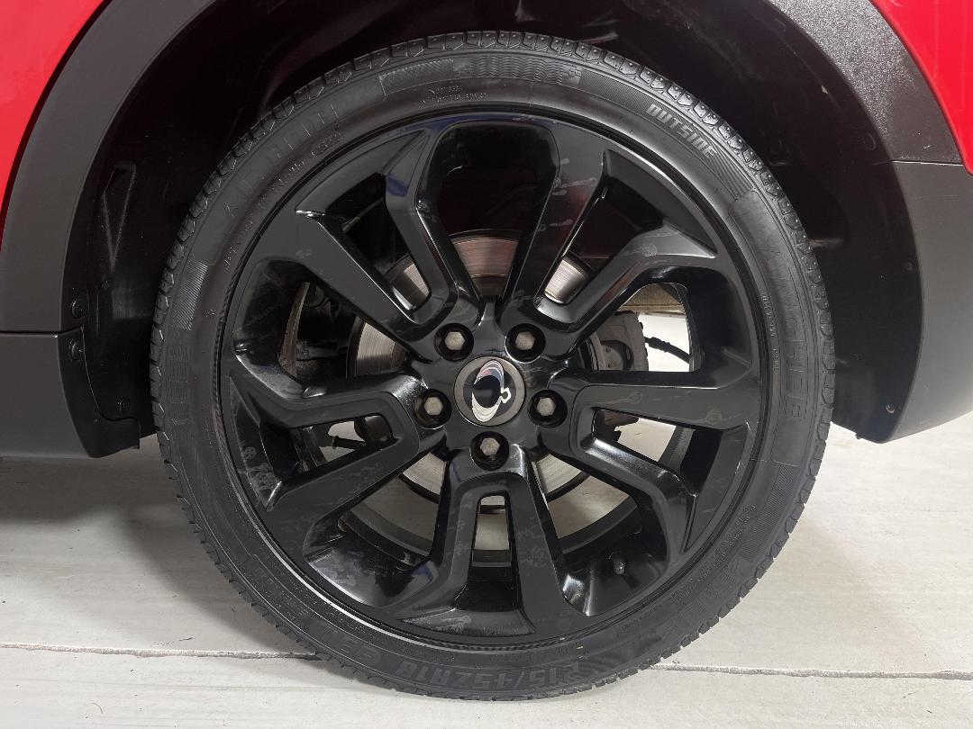 Photo '11' of Ssangyong Tivoli Photo '11' of Ssangyong Tivoli