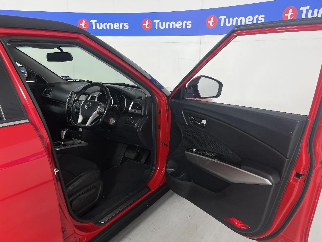 Photo '15' of Ssangyong Tivoli Photo '15' of Ssangyong Tivoli