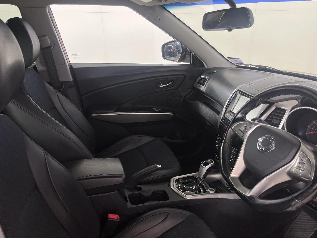 Photo '16' of Ssangyong Tivoli Photo '16' of Ssangyong Tivoli