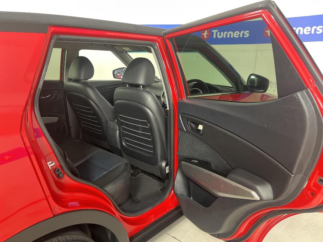 Photo '19' of Ssangyong Tivoli Photo '19' of Ssangyong Tivoli