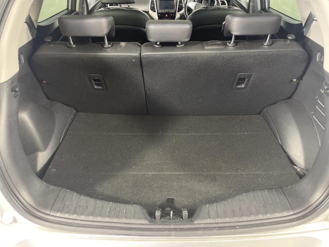 Photo '14' of Ssangyong Tivoli