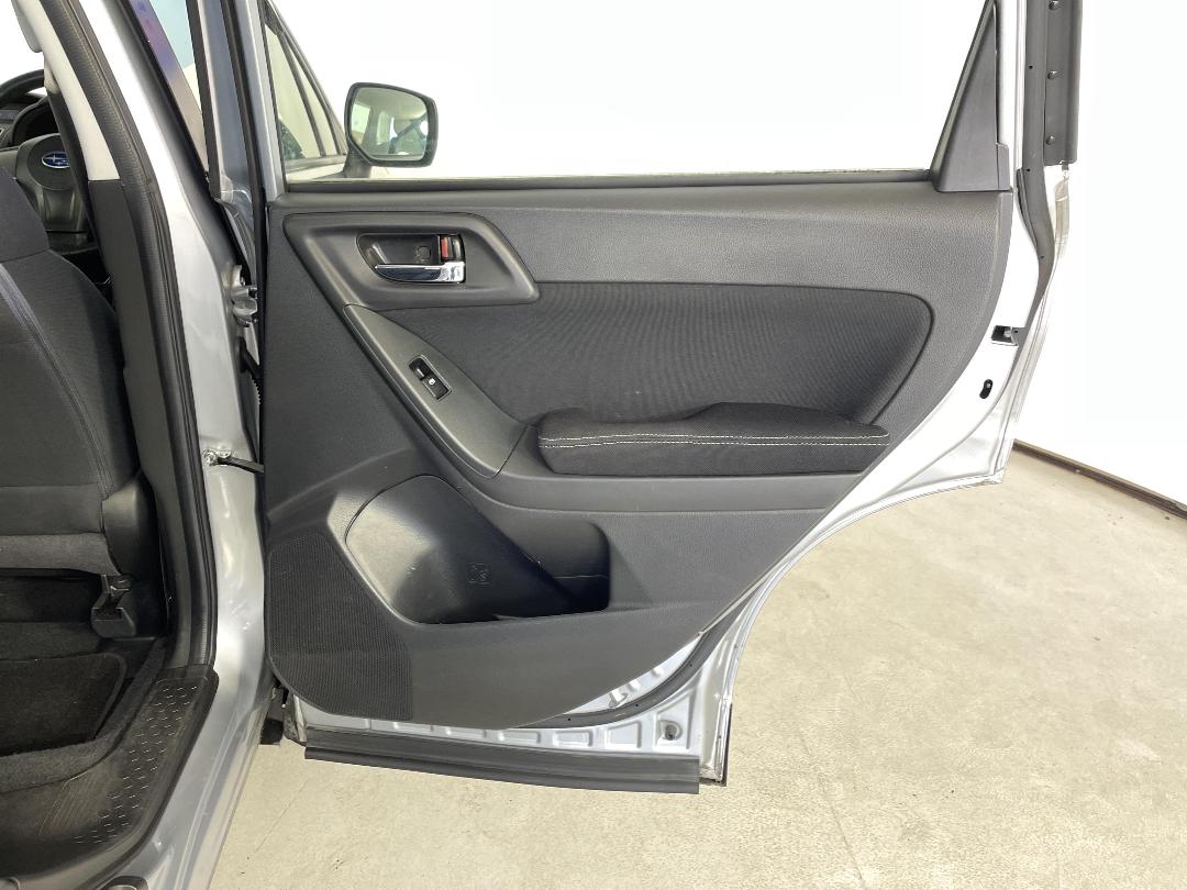 Photo '19' of Subaru Forester Photo '19' of Subaru Forester