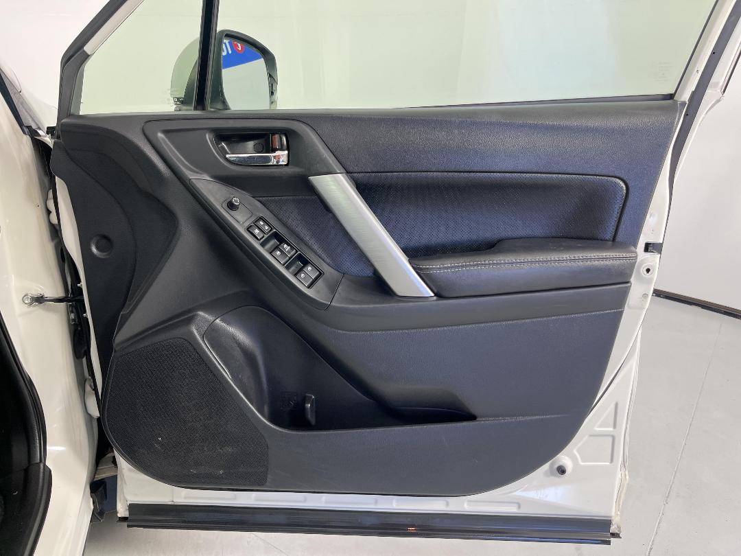 Photo '15' of Subaru Forester Photo '15' of Subaru Forester