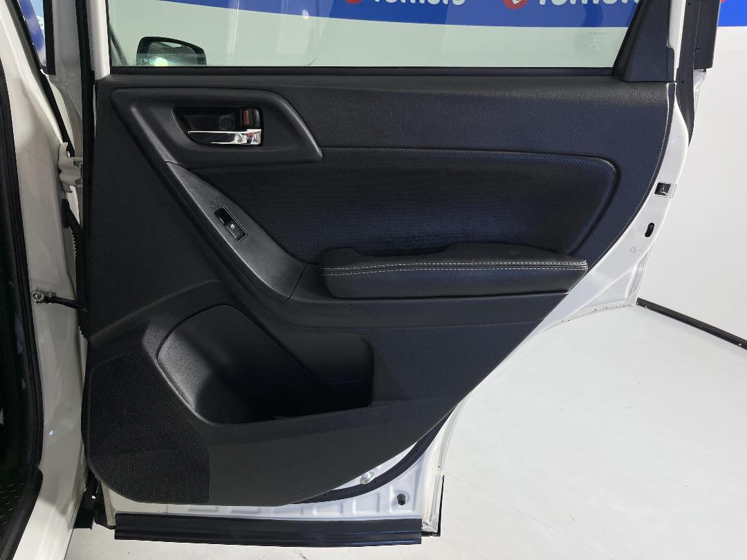 Photo '19' of Subaru Forester Photo '19' of Subaru Forester