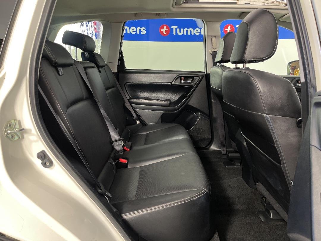 Photo '20' of Subaru Forester Photo '20' of Subaru Forester