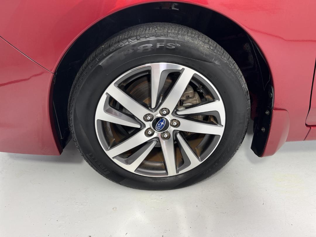 Photo '10' of Subaru Impreza Photo '10' of Subaru Impreza