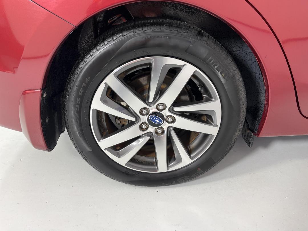 Photo '12' of Subaru Impreza Photo '12' of Subaru Impreza