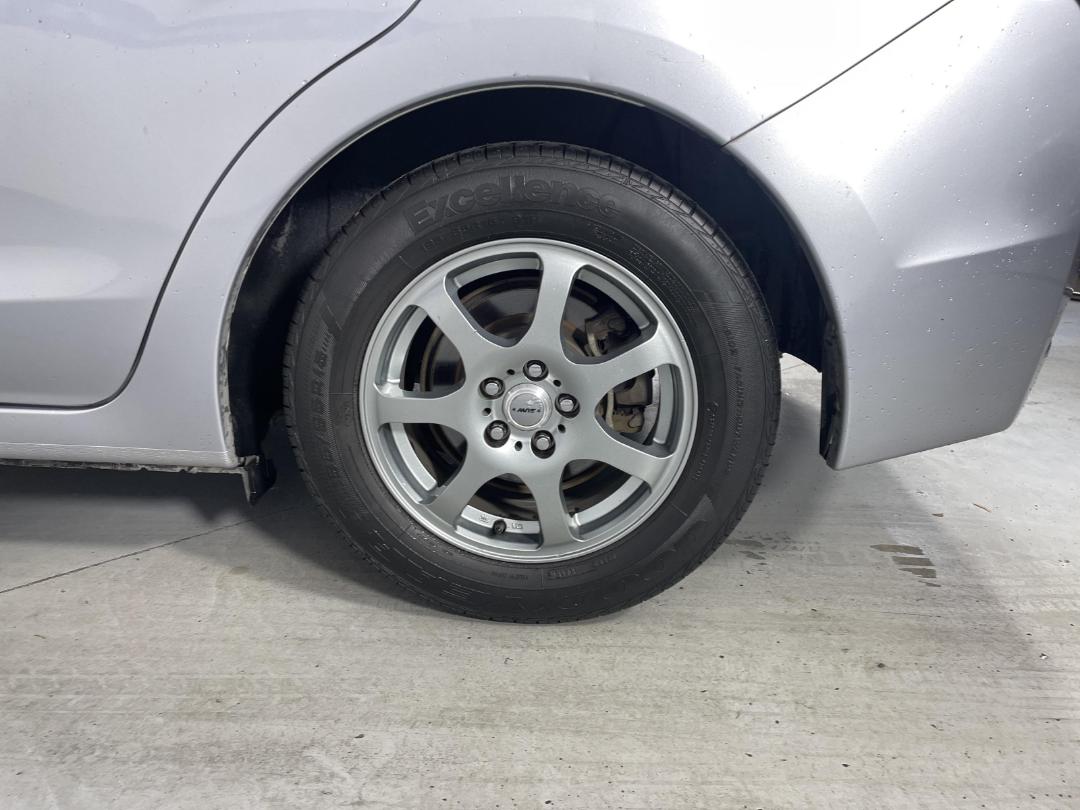 Photo '11' of Subaru Impreza Photo '11' of Subaru Impreza