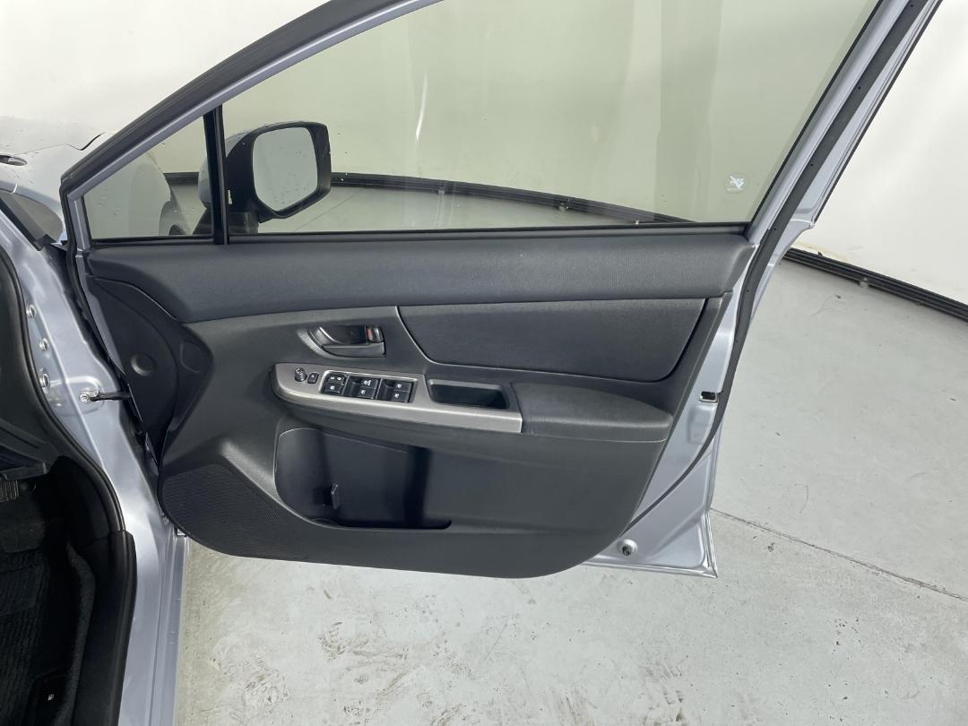 Photo '15' of Subaru Impreza Photo '15' of Subaru Impreza