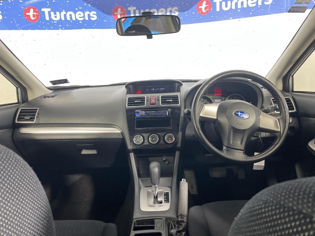 Photo '17' of Subaru Impreza Photo '17' of Subaru Impreza