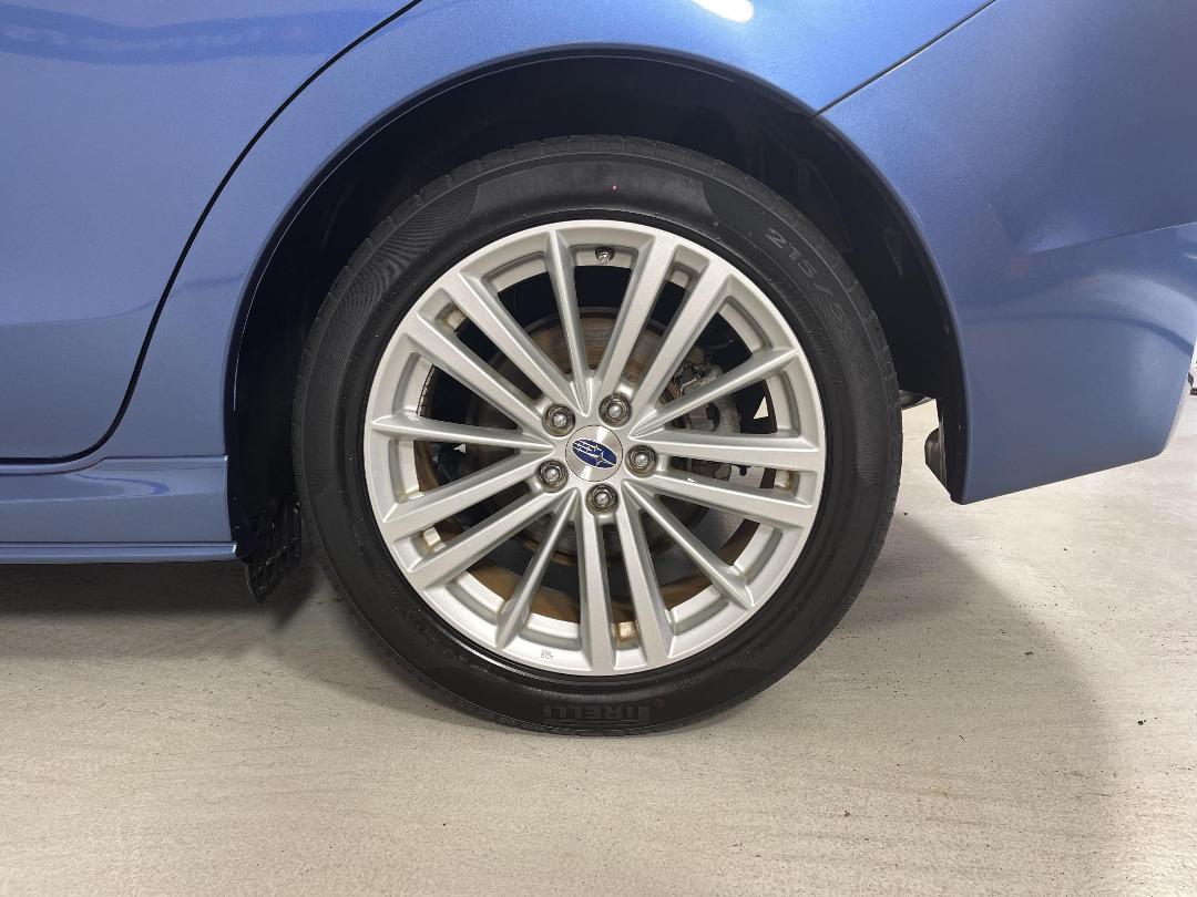 Photo '11' of Subaru Impreza