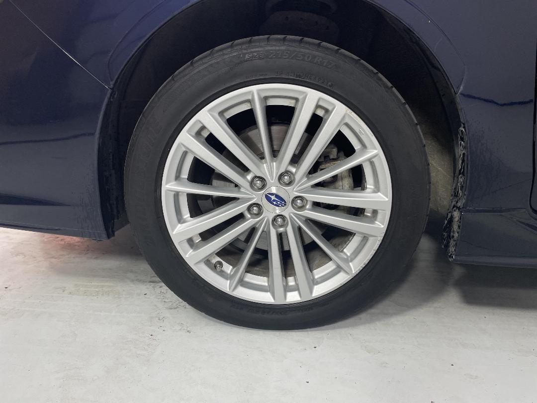 Photo '10' of Subaru Impreza Photo '10' of Subaru Impreza