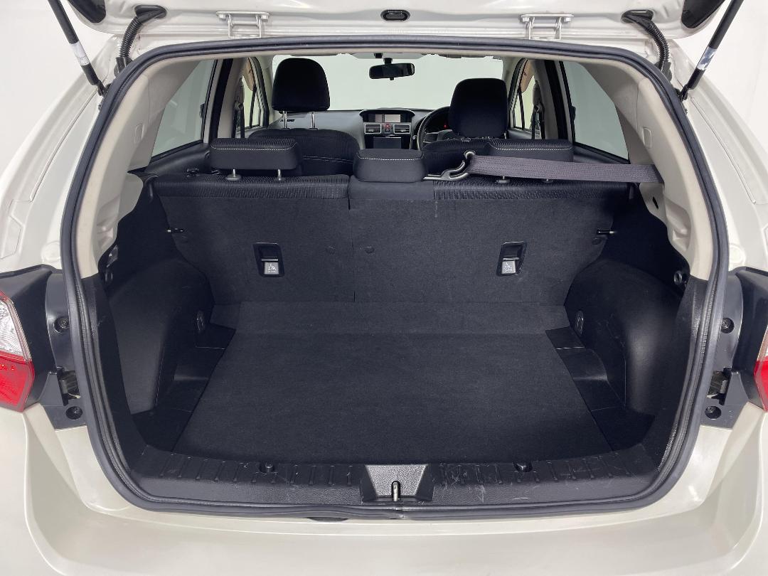 Photo '14' of Subaru Impreza Photo '14' of Subaru Impreza