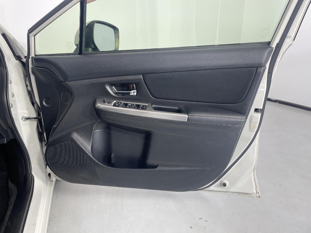 Photo '15' of Subaru Impreza Photo '15' of Subaru Impreza