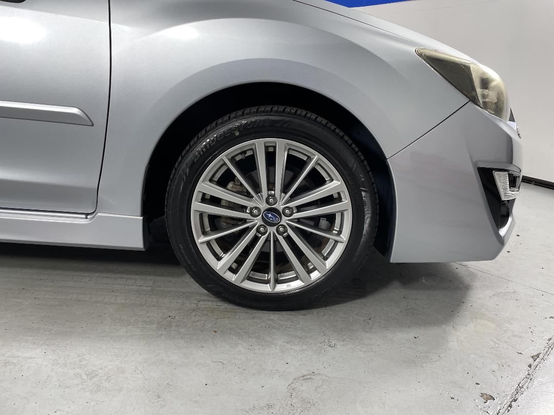 Photo '9' of Subaru Impreza Photo '9' of Subaru Impreza