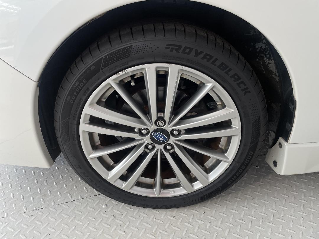 Photo '10' of Subaru Impreza