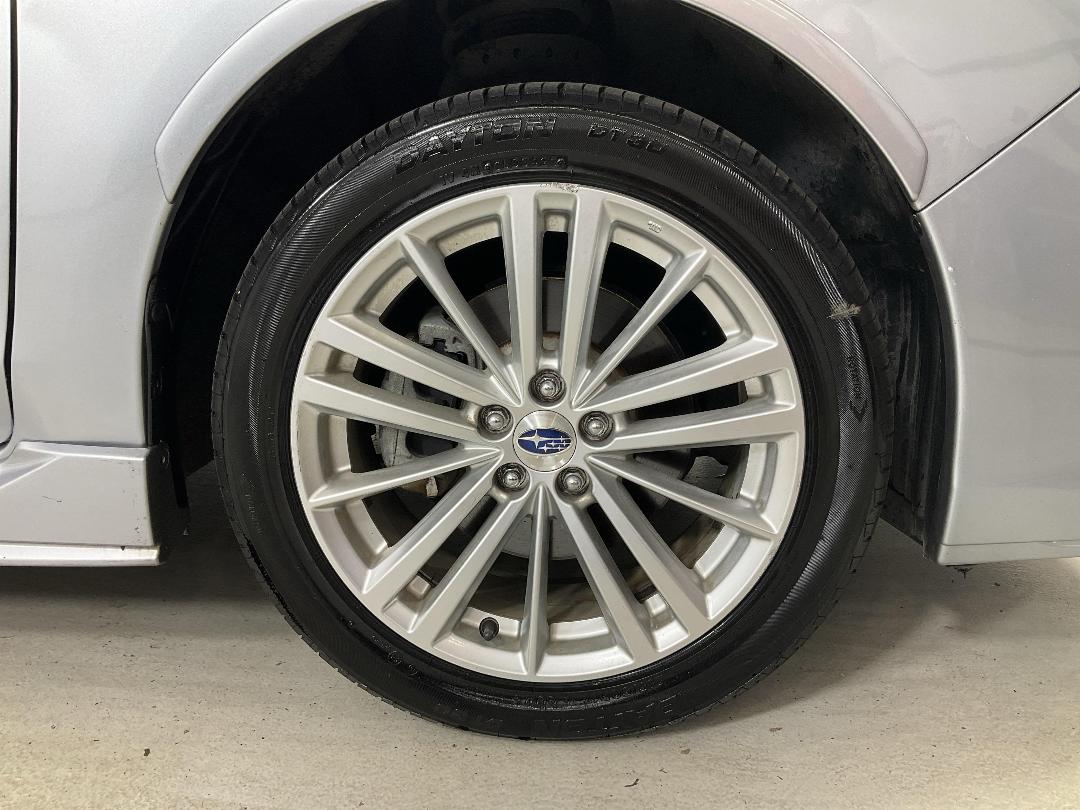 Photo '9' of Subaru Impreza Photo '9' of Subaru Impreza