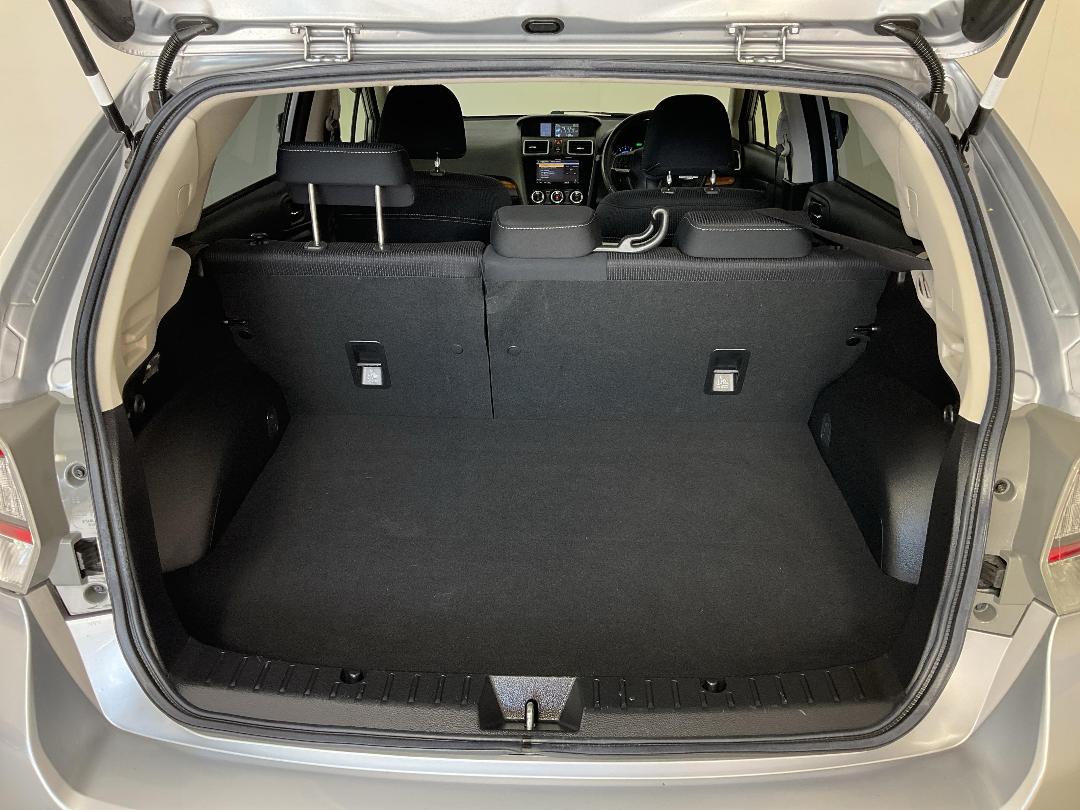 Photo '14' of Subaru Impreza Photo '14' of Subaru Impreza