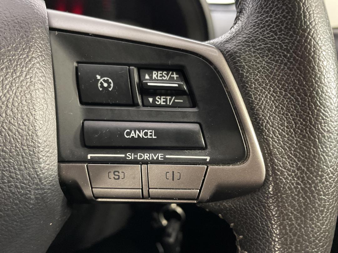 Photo '28' of Subaru Impreza