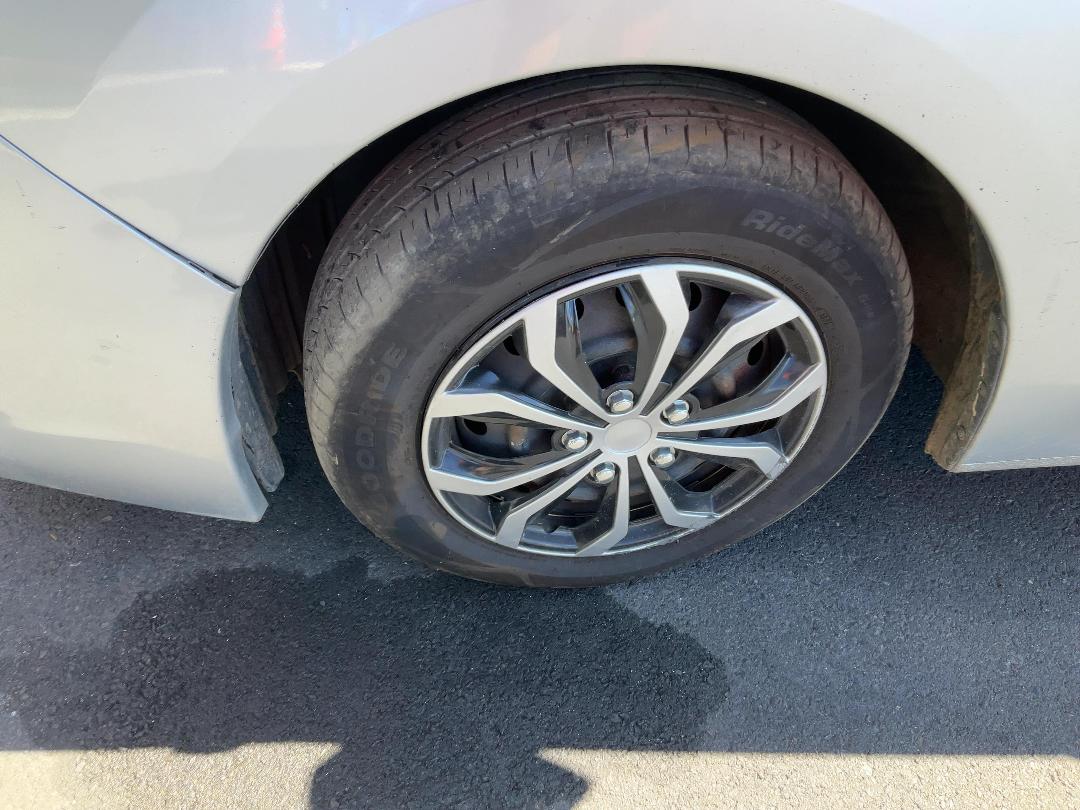 Photo '11' of Subaru Impreza Photo '11' of Subaru Impreza