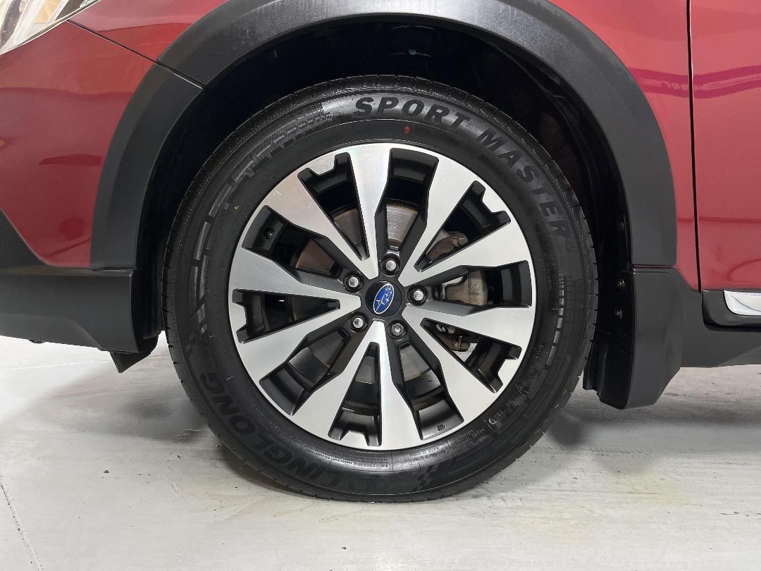 Photo '10' of Subaru Legacy