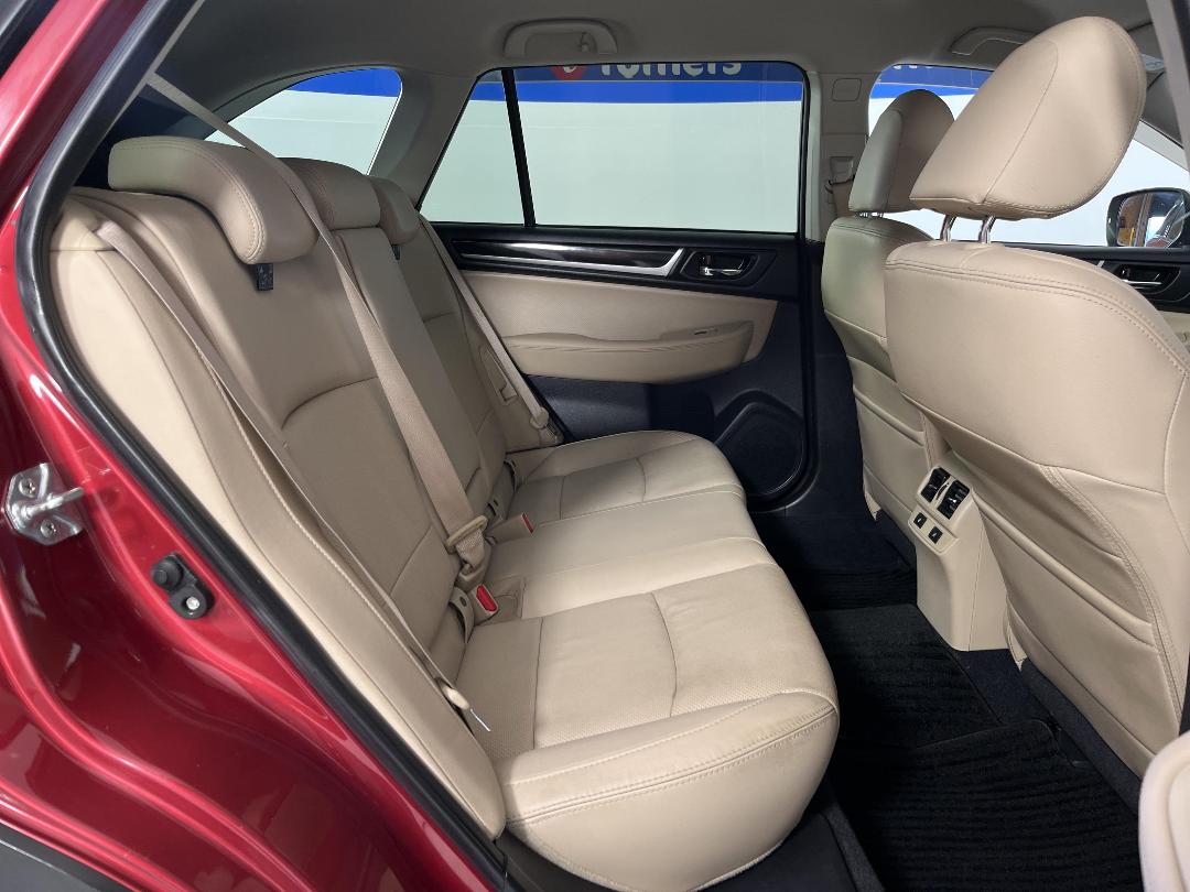 Photo '20' of Subaru Legacy