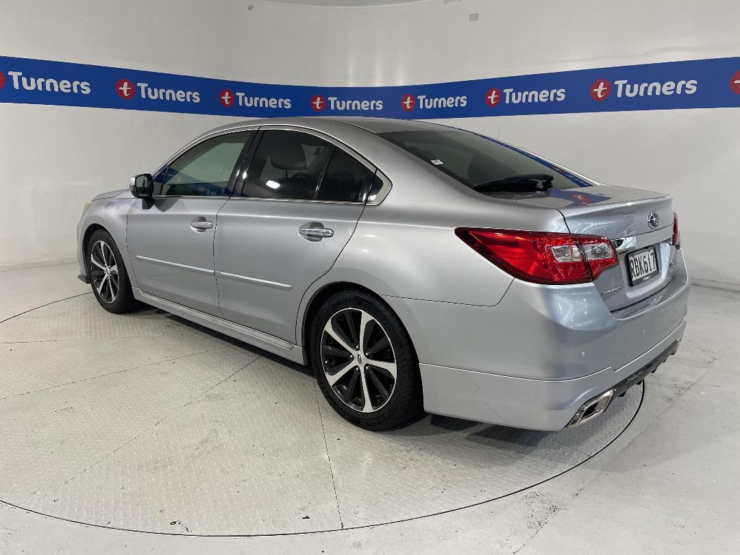 Photo '5' of Subaru Legacy